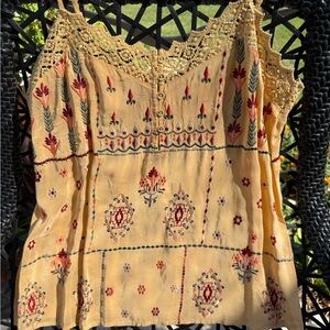 Sundance Cream Textured Fabric with Blue Label